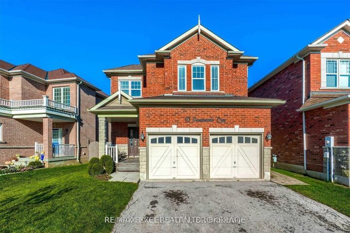 Photo de la propriété: 10 Pondmede Crescent ON L4A 0E2