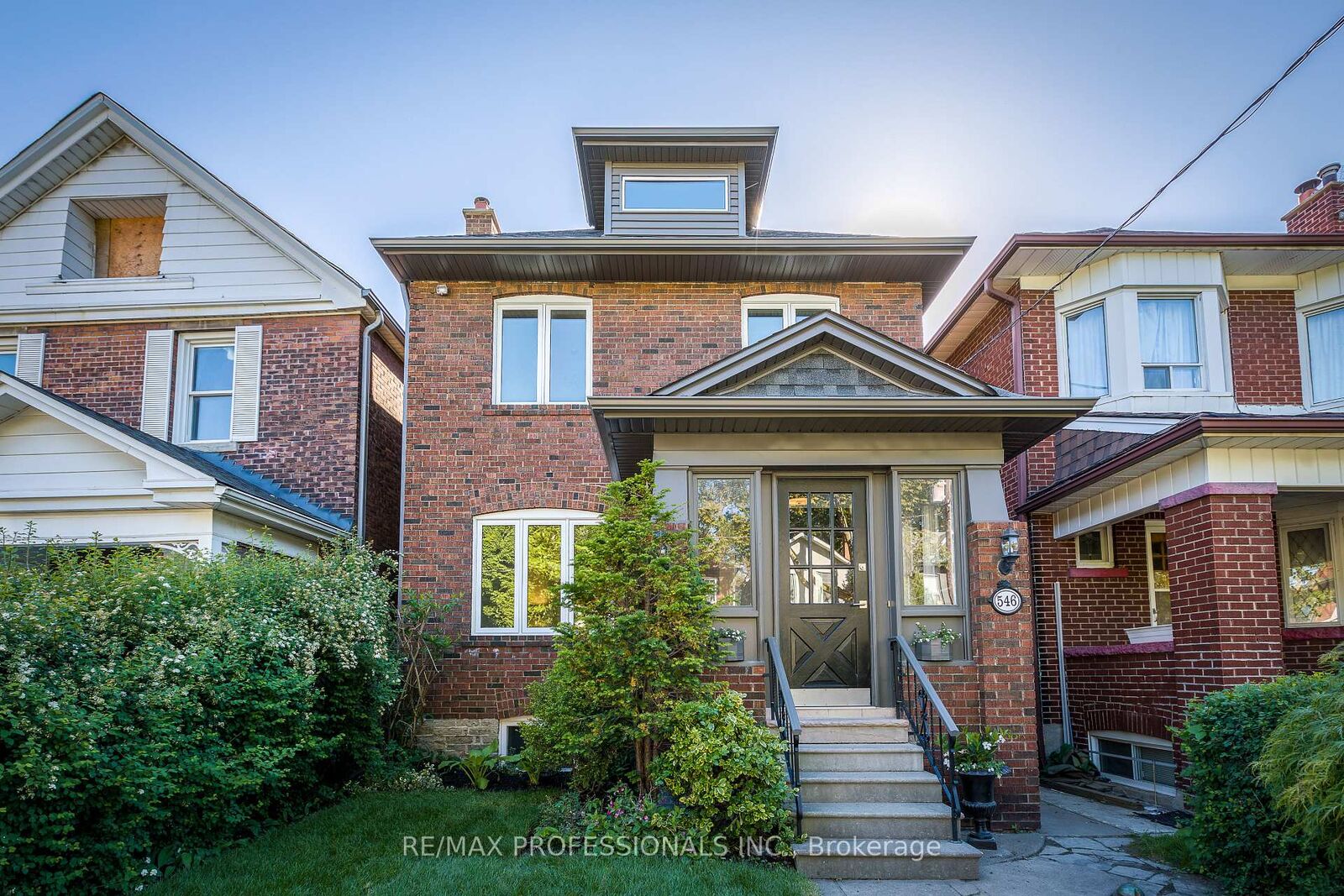 Property Photo: 546 Beresford Avenue ON M6S 3C3