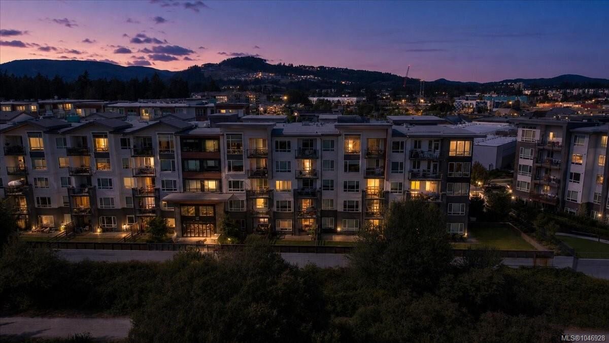 Property Photo: 940 Reunion Ave #505 BC V9B 0W6