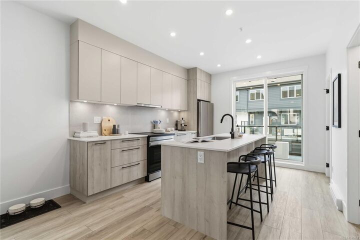 Property Photo:  368 Tradewinds Ave #90  BC V9C 0S5 