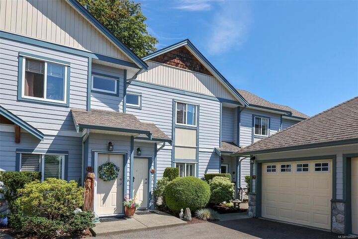 Property Photo: 1646 Balmoral Ave #16 BC V9M 2N1
