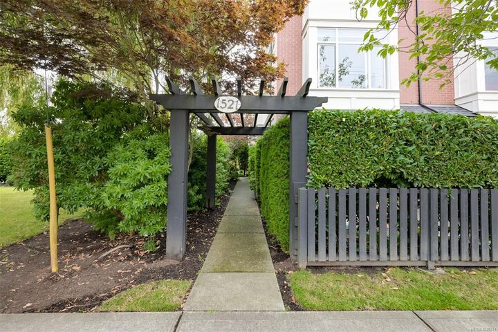 Property Photo: 1521 Belcher Ave #4 BC V8R 4N2
