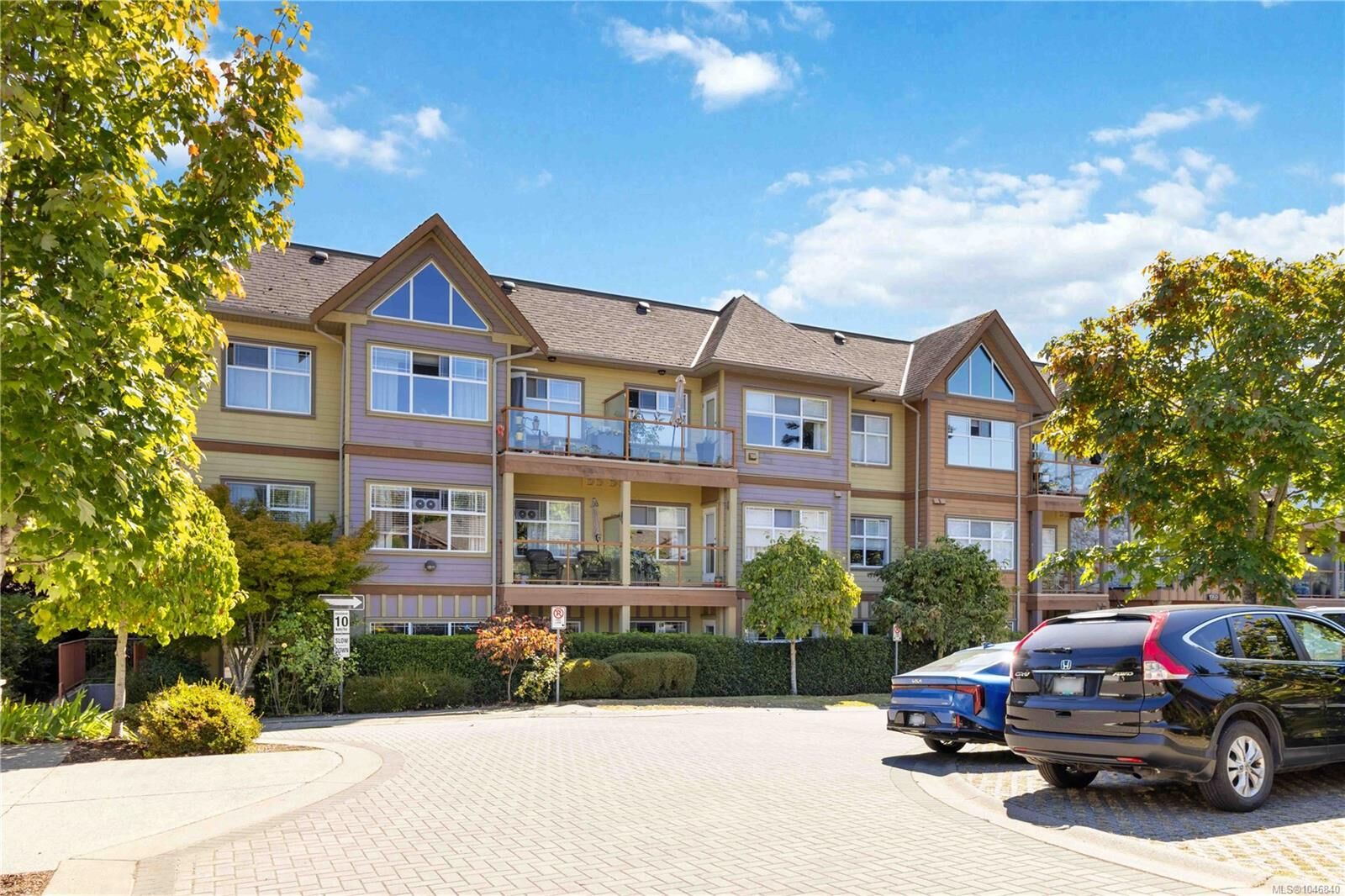Property Photo: 1959 Polo Park Crt #208 BC V8M 2K1