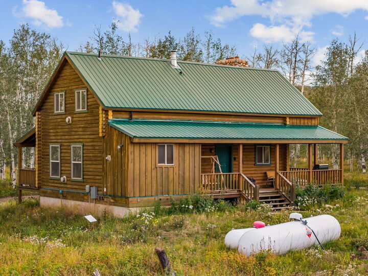 Property Photo:  2227 E 4425 S  UT 84720 