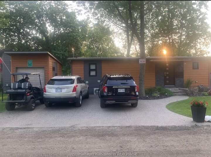 Property Photo: 981 County Rd 2 Road 707 ON N8L 1B4