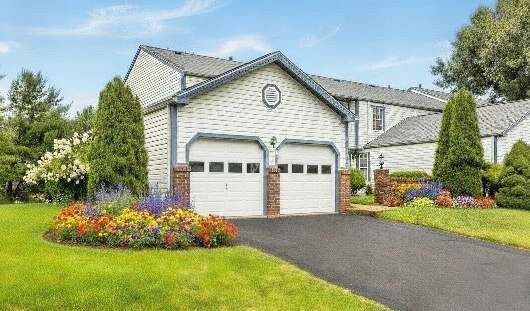 Property Photo: 1112 Concord Drive PA 15055