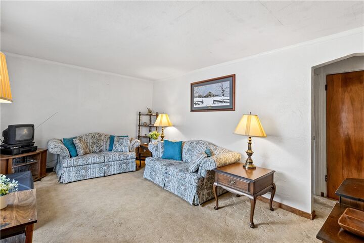Property Photo:  5035 Clelia Dr  PA 15236 