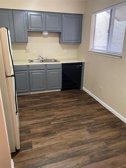 Property Photo:  139 Elm Drive 208  TX 78644 