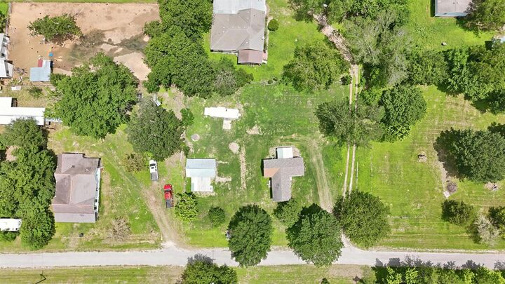 Property Photo: 148 Brenham Street TX 78650