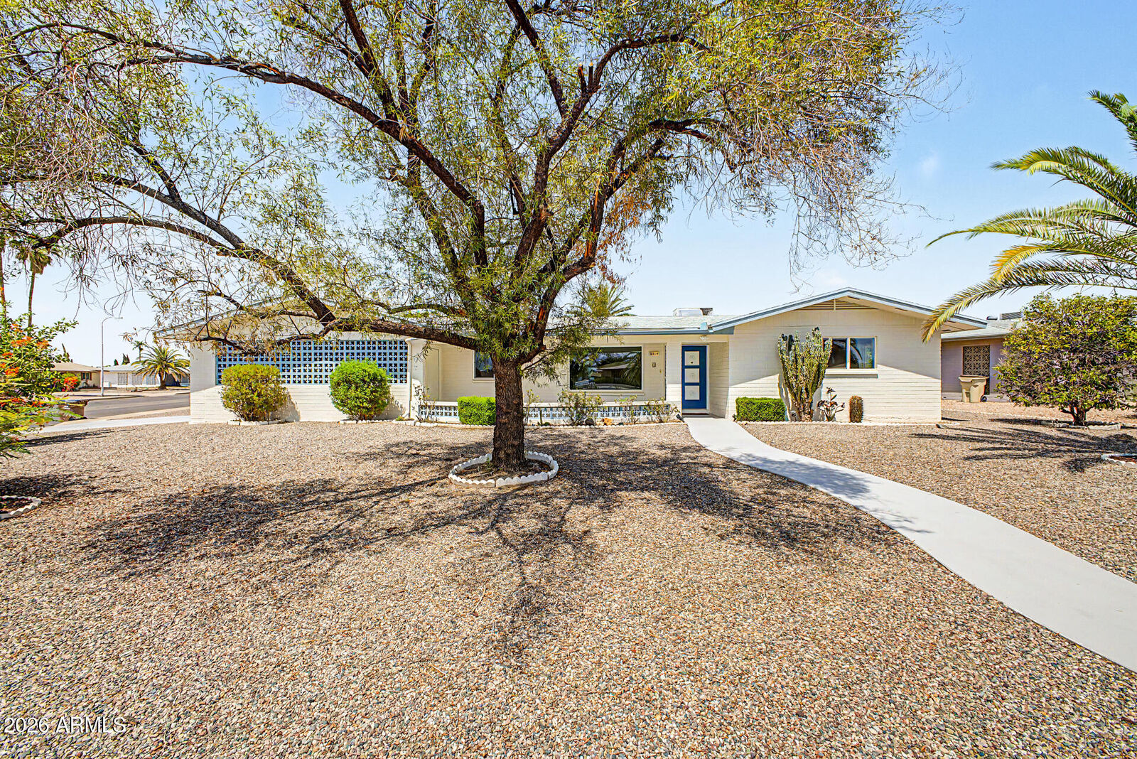 Property Photo: 6408 E Dallas Street AZ 85205