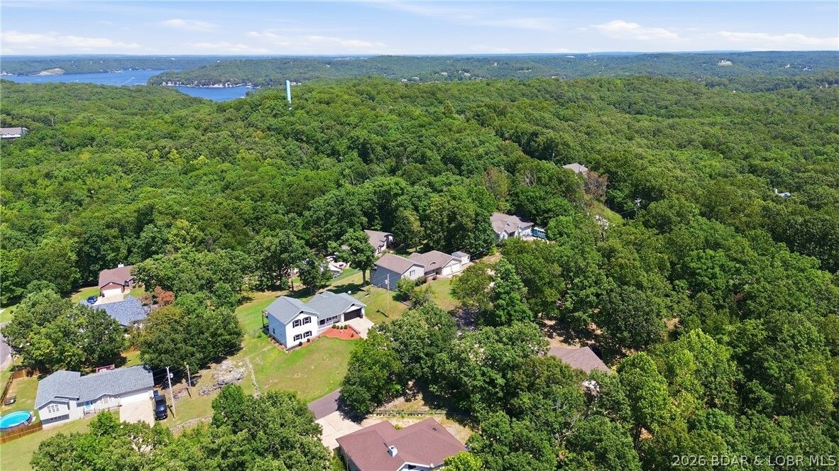 Property Photo: 175 Surrey Drive MO 65020