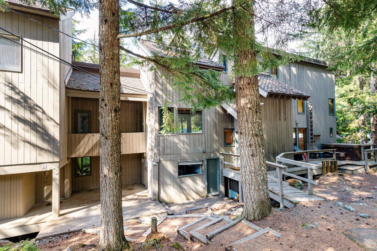 Property Photo: 2301 Cavendish Way 12 BC V8E 0A6