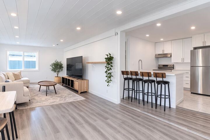 Property Photo: 40157 Government Road 24 BC V8B 0N7