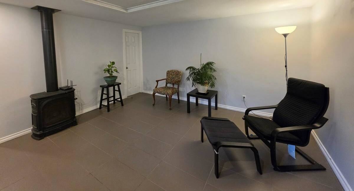 Property Photo:  737 Robinson  BC V3J 4E9 