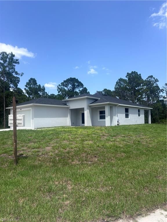 Property Photo: 500 Ladd St FL 33974