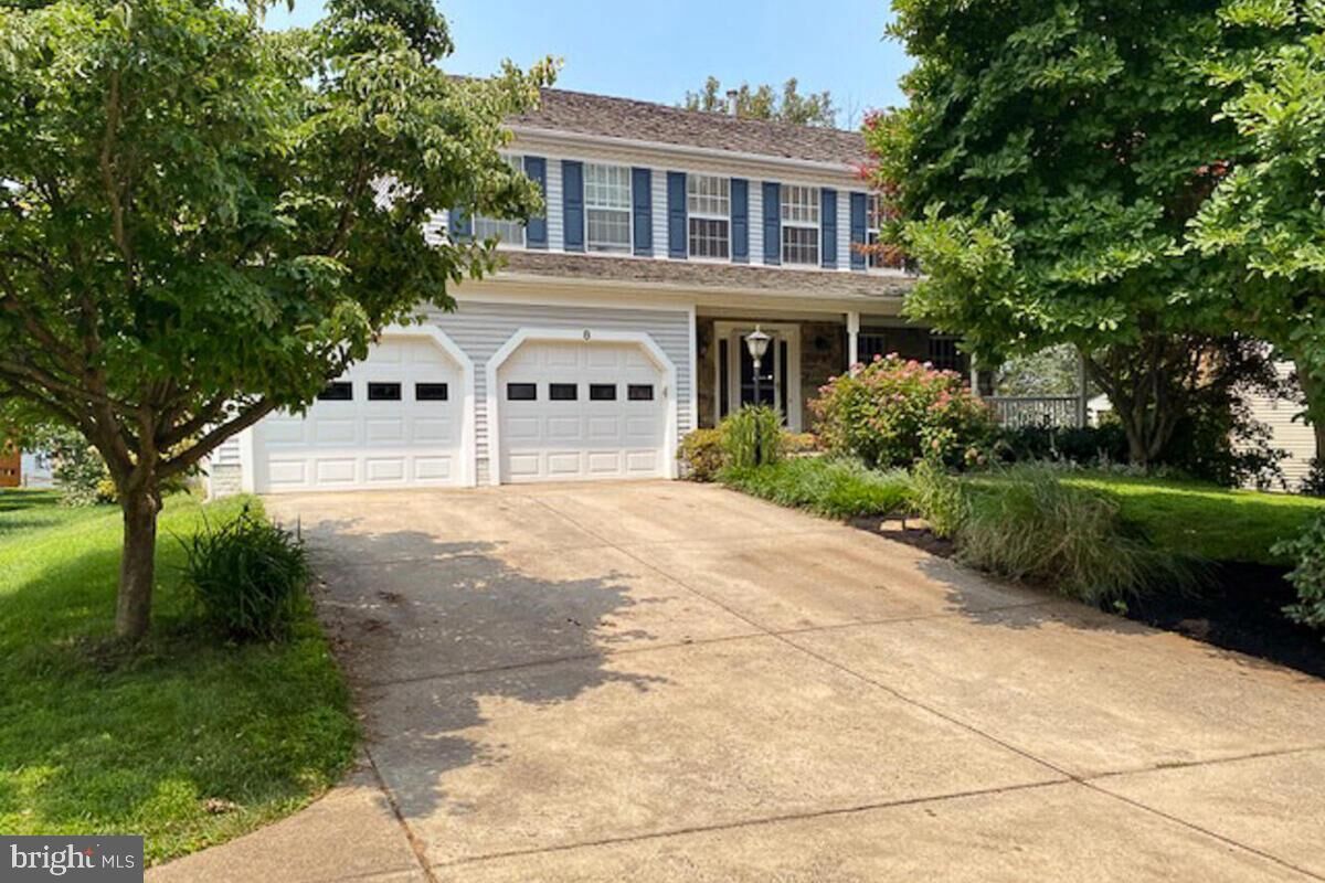 Property Photo: 8 Shipwright Court MD 20877