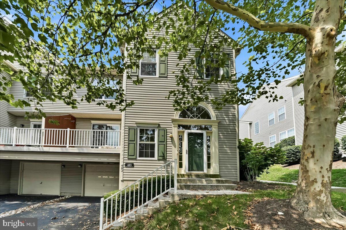 Property Photo:  483 Stoneglen Street  PA 19426 