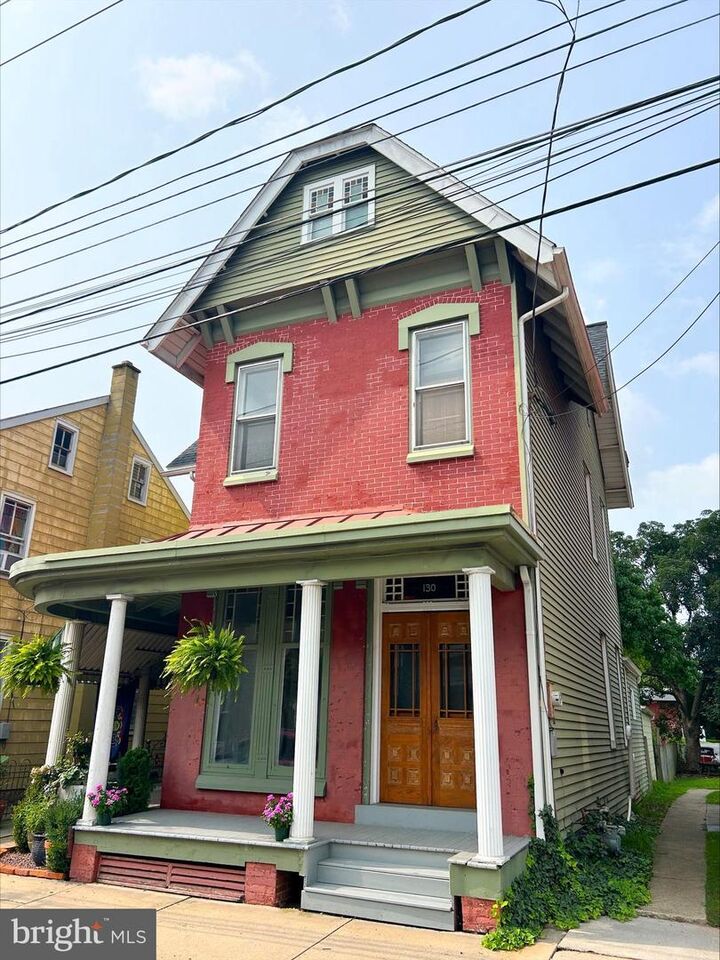 Property Photo: 130 S Main Street PA 17545