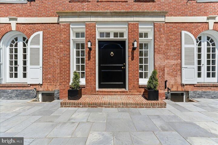 Property Photo:  425 N Swarthmore Avenue  PA 19081 
