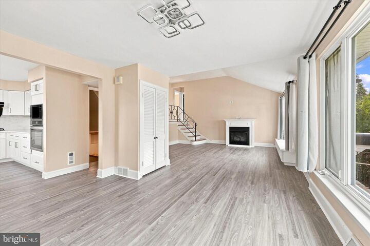 Property Photo:  2211 Rhonda Road  PA 19008 