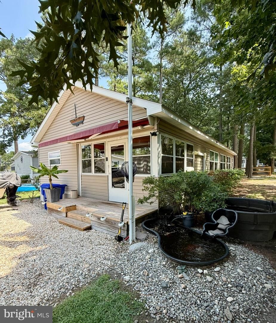 Property Photo: 27303 Watersedge Road DE 19966