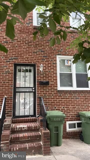 Property Photo:  1835 N Bond Street  MD 21213 