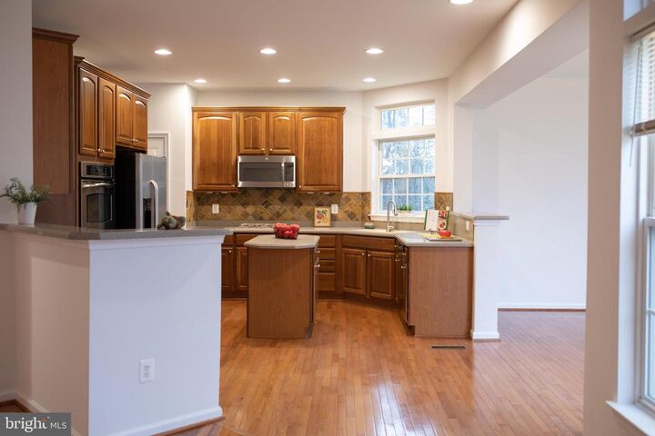 Property Photo:  18061 Camdenhurst Drive  VA 20155 
