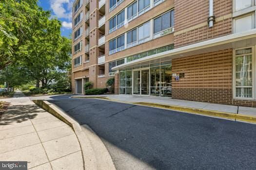 Property Photo: 350 G Street SW 525 DC 20024