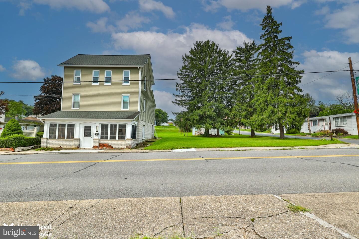 Property Photo: 726 Garibaldi Avenue PA 18013