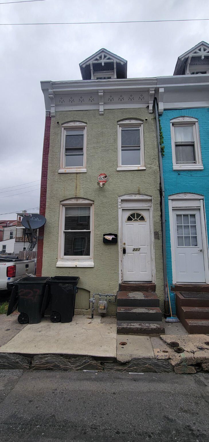 Property Photo: 227 Hudson Street PA 19601