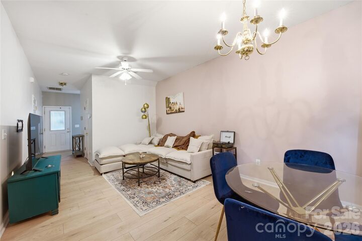 Property Photo:  5967 Pisgah Way  NC 28217 