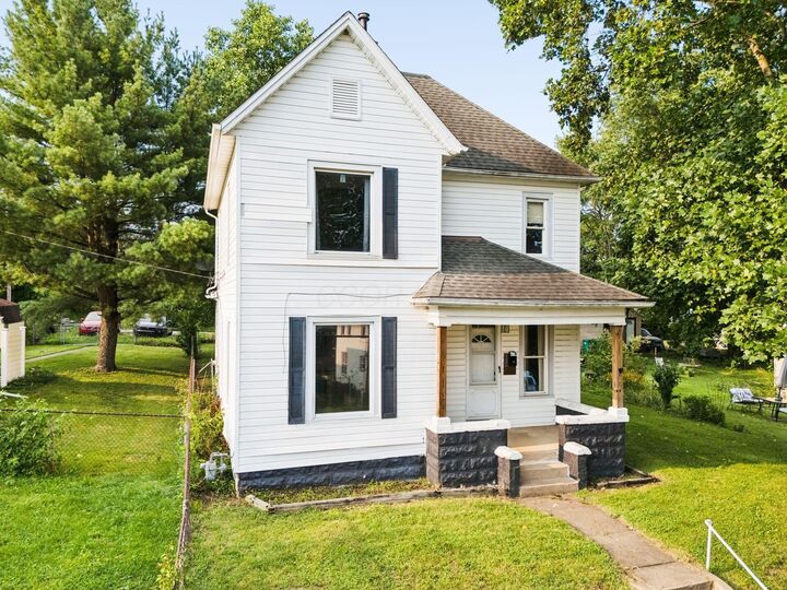 Property Photo:  442 Clarendon Street  OH 43055 