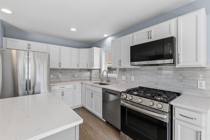 Property Photo:  100 Rutledge  NJ 08251 