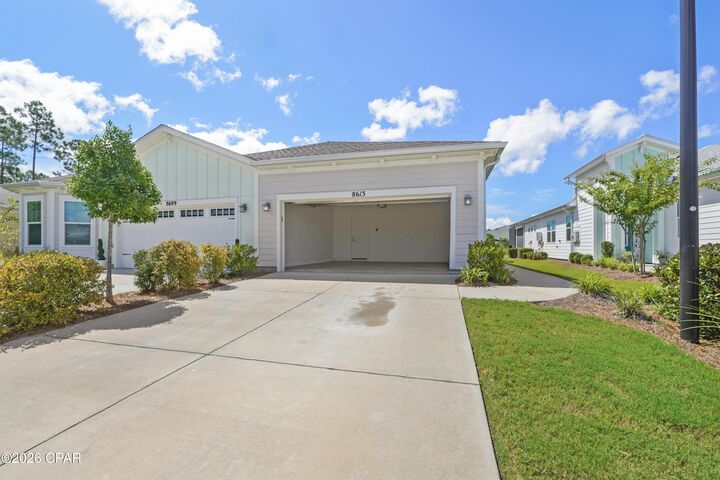 Property Photo: 8613 Tropics Avenue FL 32413