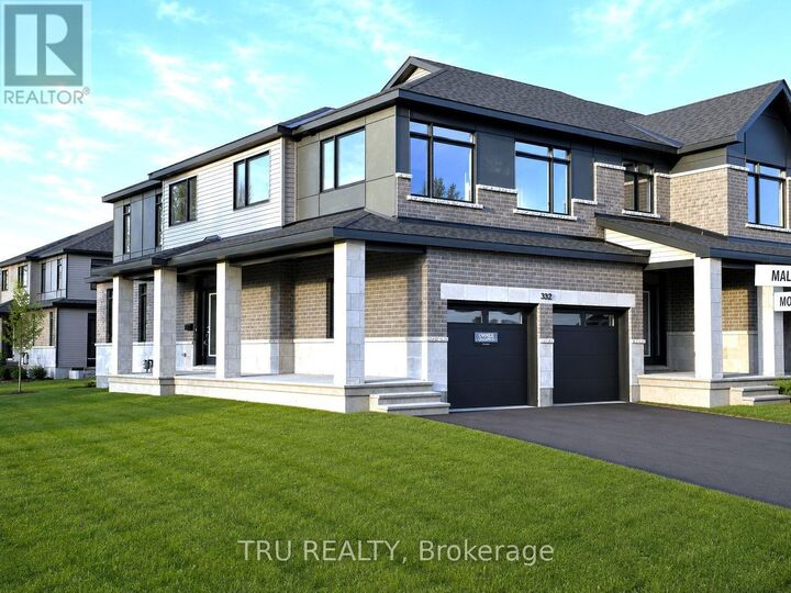 Property Photo:  332 Makobe Lane  ON K4M 0M1 
