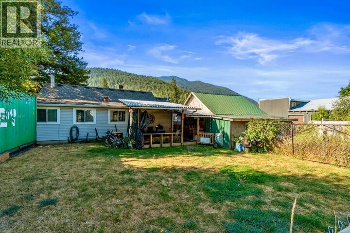 Property Photo: 5722 97 Highway North BC V0E 1W0