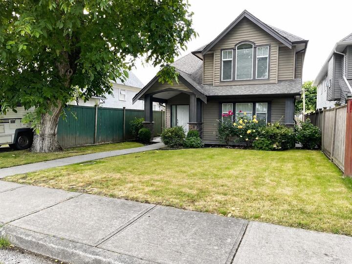 Property Photo:  46151 Third Avenue  BC V2P 1R7 