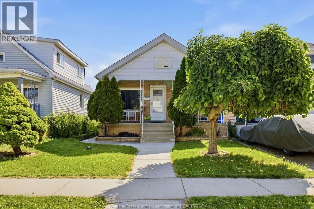 Property Photo:  1172 Marion Avenue  ON N9A 2J4 