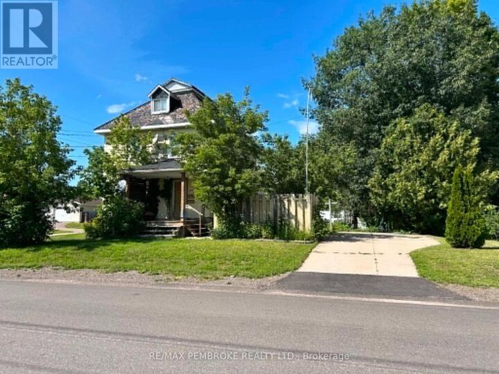 Property Photo: 539 McGee Street ON K8A 6E3
