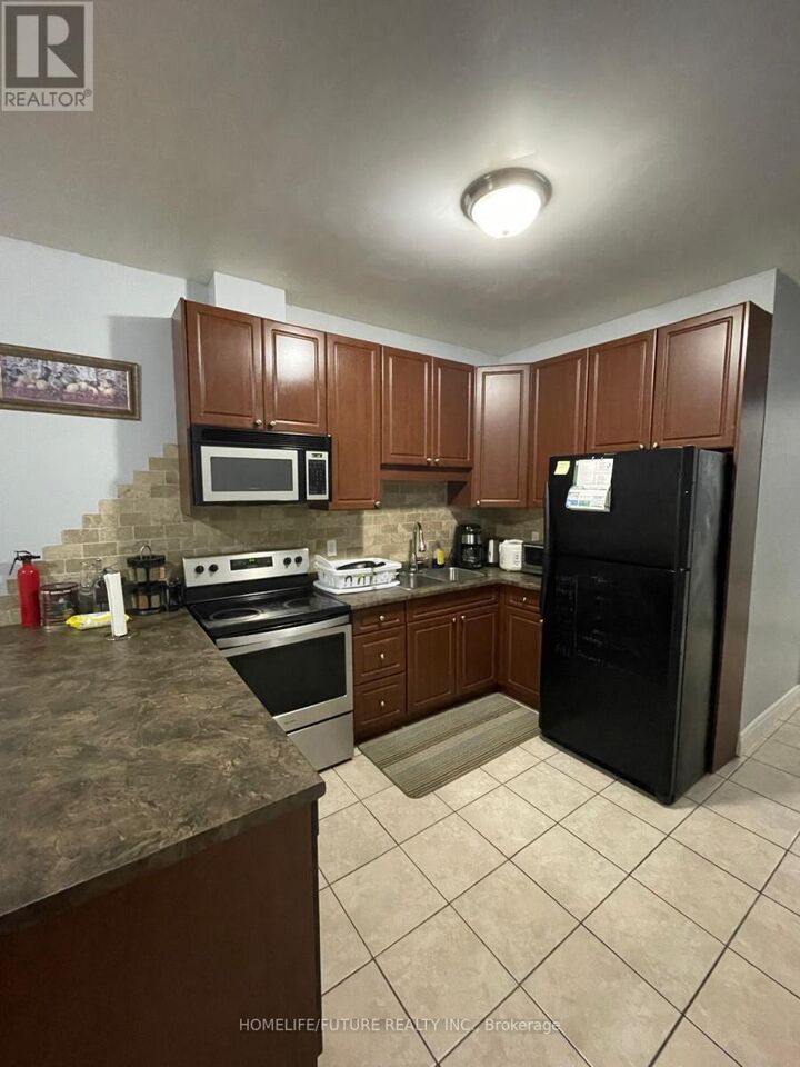 Property Photo: 15 Charles Street ON N6H 1H1