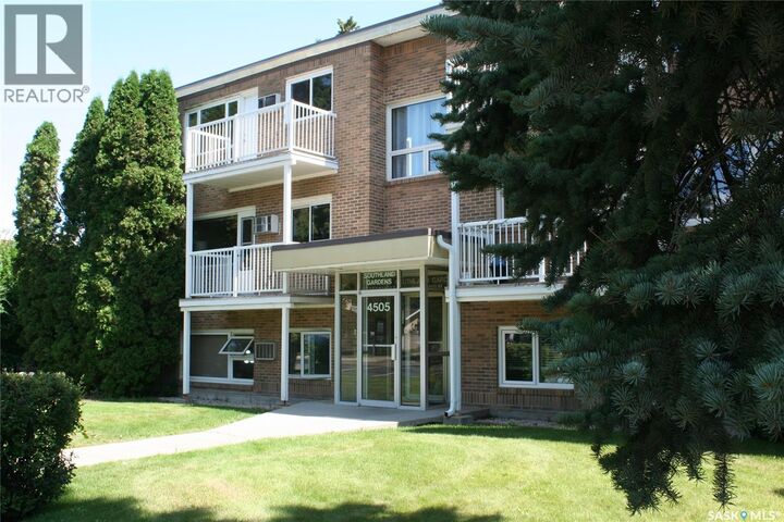 Property Photo:  6 4505 Rae Street  SK S4S 3B2 