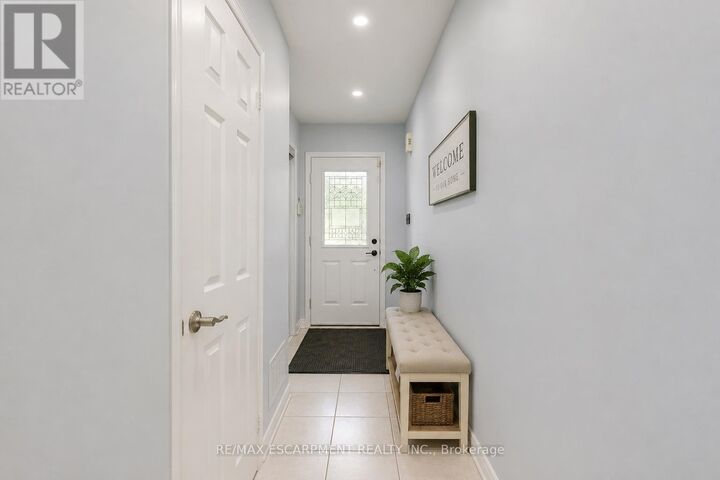 Property Photo: 1793 Creek Way ON L7L 6R1