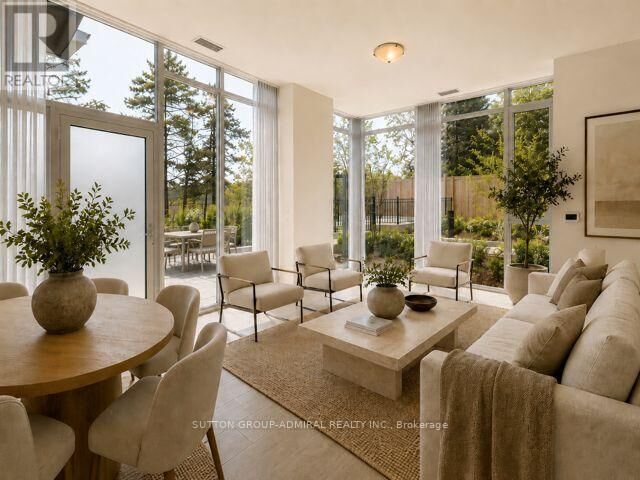 Property Photo: 5858 Yonge Street Th10 ON M2M 0C6