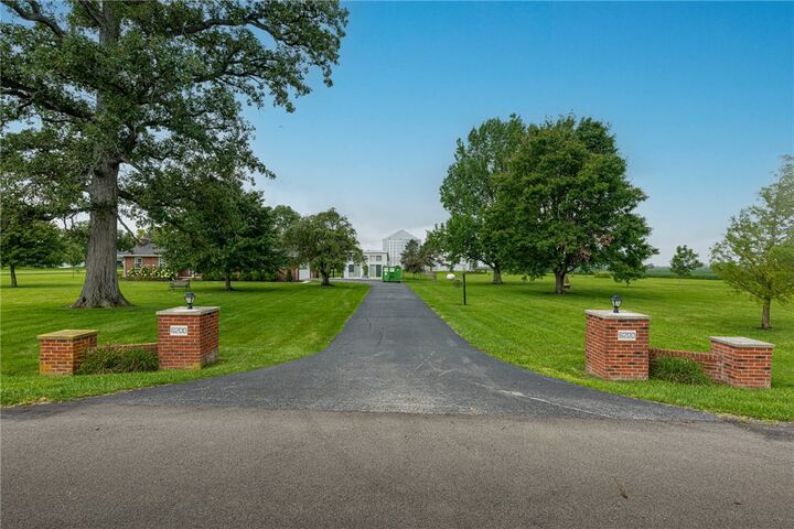 Property Photo: 6200 Junk Road OH 43143