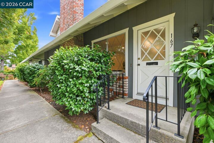 Property Photo:  176 Miramonte Dr  CA 94556 