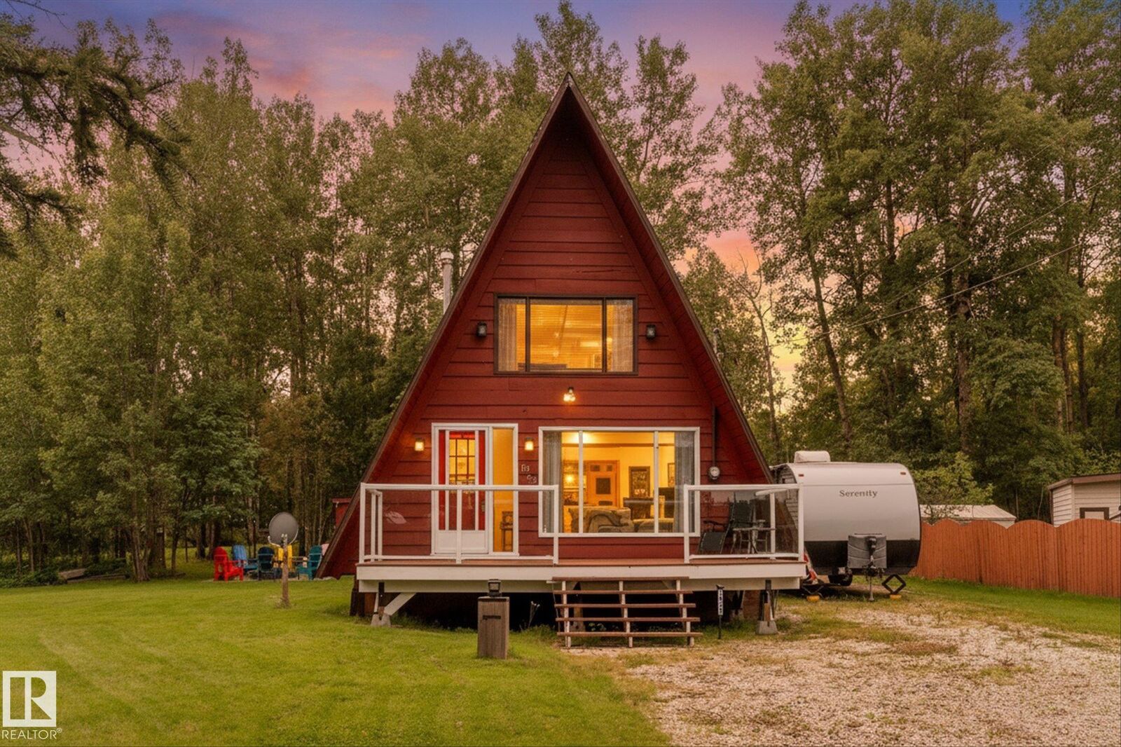Property Photo:  1022 10 Street  AB T0E 0A0 