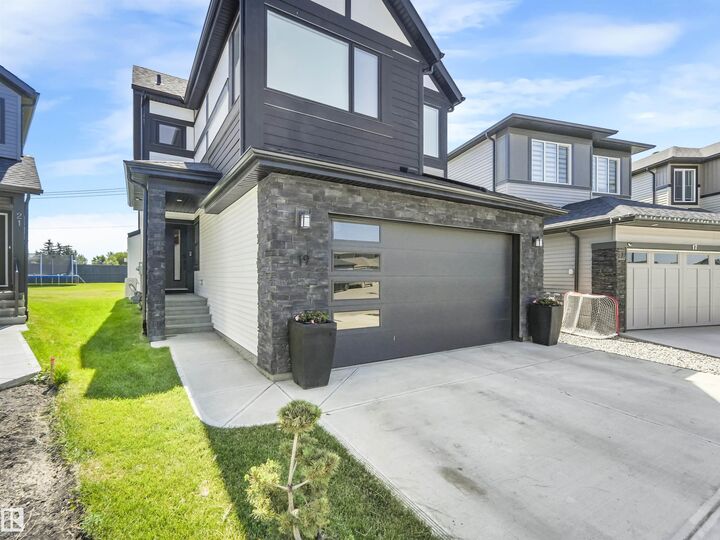 Property Photo: 19 Nettle Crescent AB T8N 7Z8