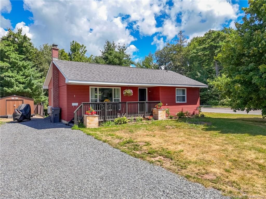 Property Photo:  1 Onondaga Street  NB E2V 1B4 