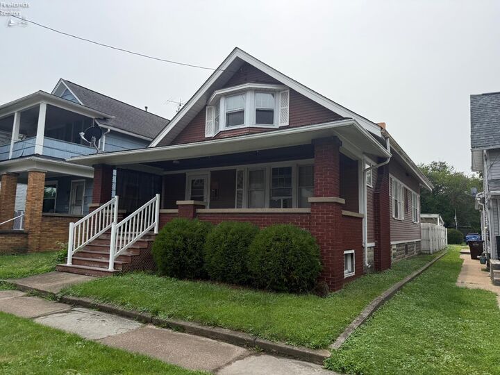 Property Photo:  1521 Campbell Street  OH 44870 