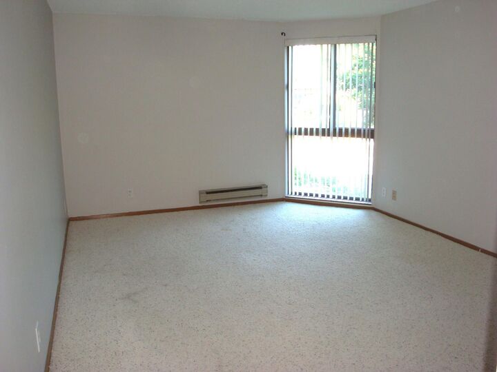 Property Photo:  925 30th Avenue S  MN 55406 